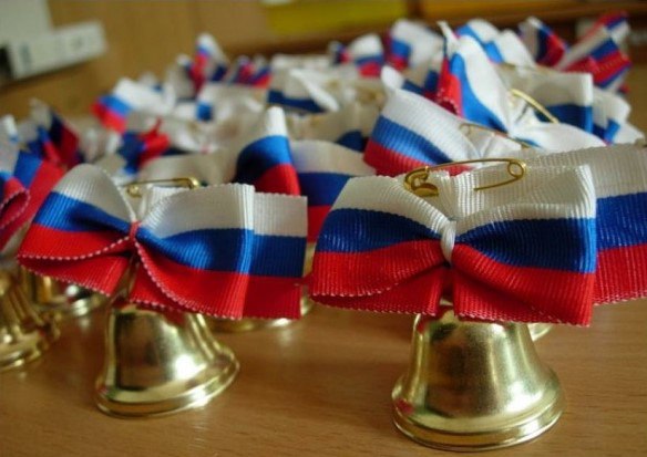 Сегодня в школах Кировской области прозвучат «последние звонки».